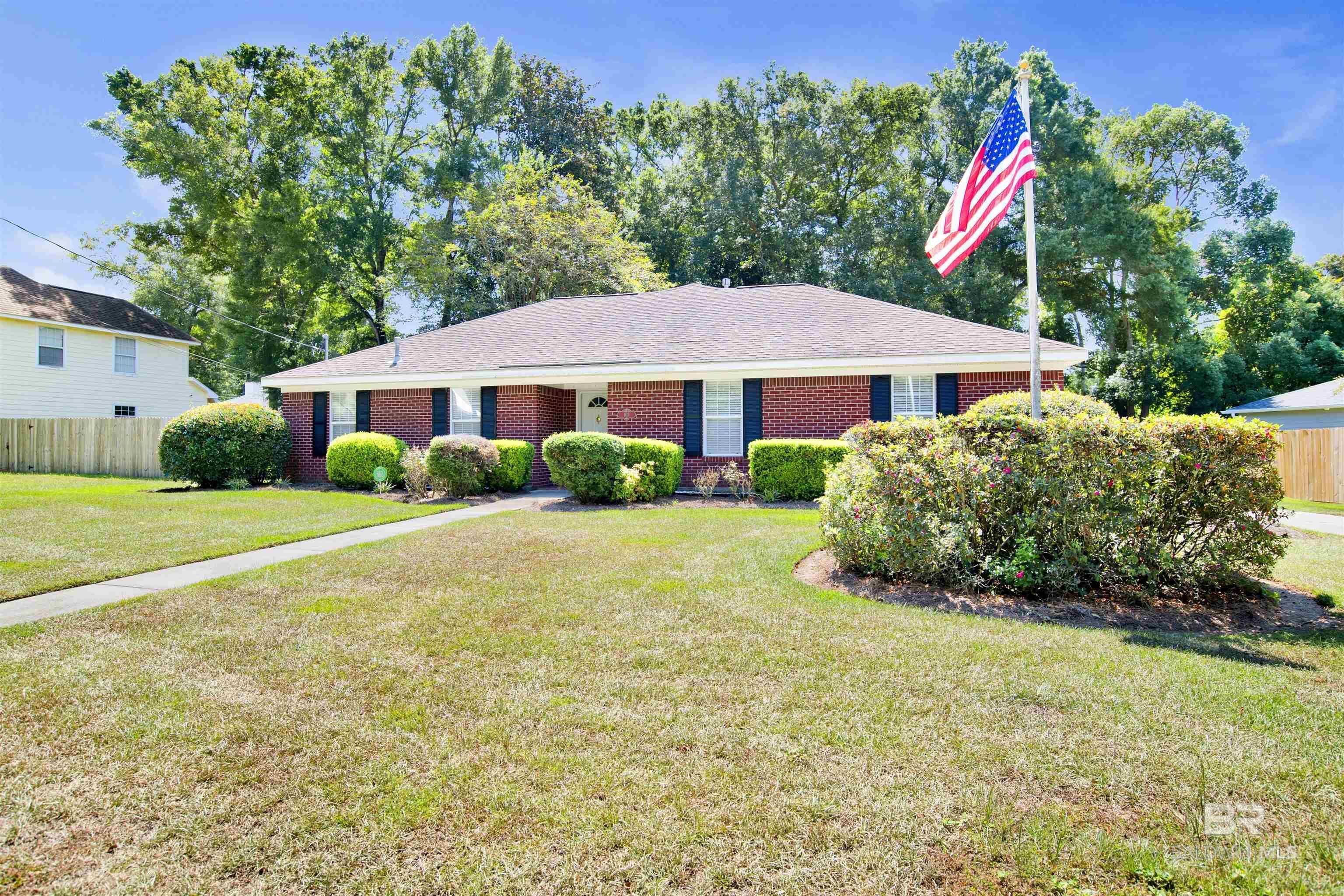 Image 2: Front Of Structure