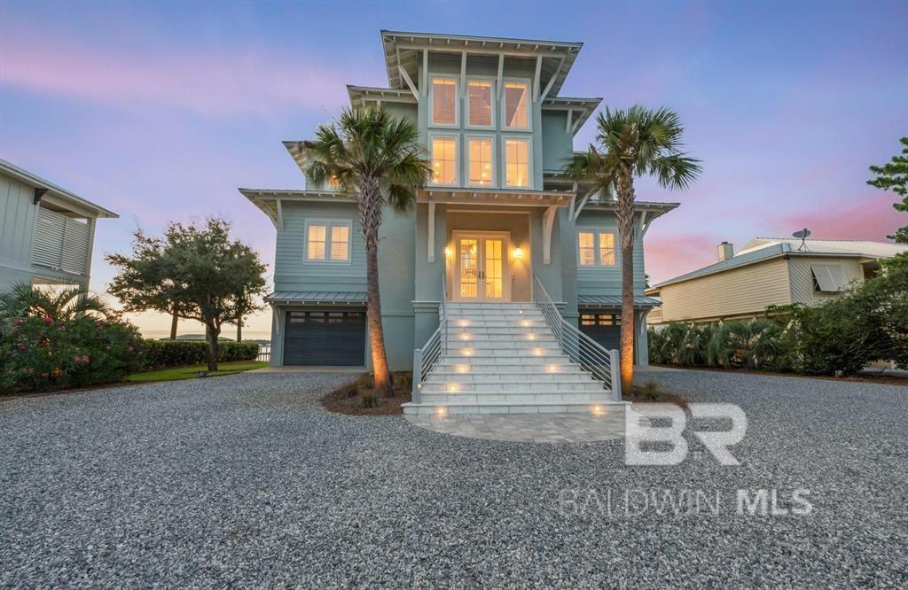 Image 4: Front Of Structure