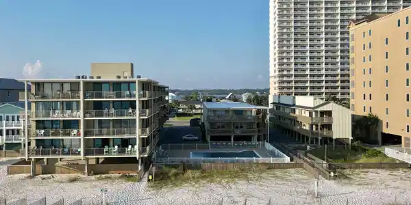 1027 W Beach Boulevard