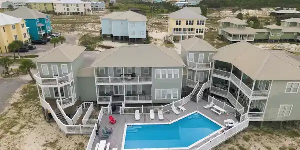 340 S Breakers Lane