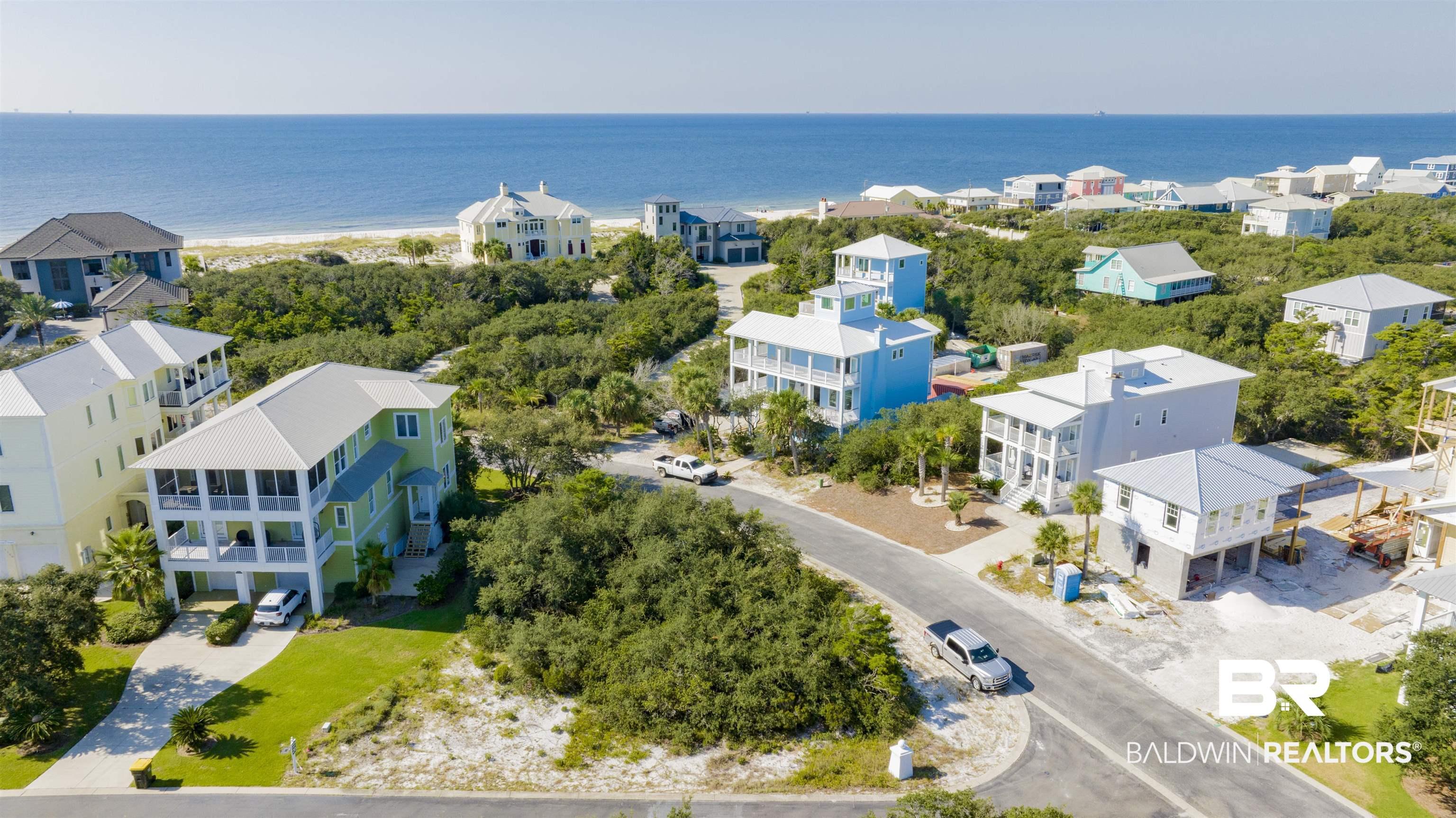 Image 4: Easy Beach Access, Gulf Front Beach Club, Championship Golf Course.