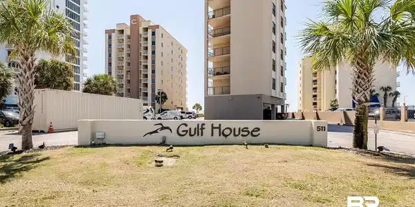 511 E Beach Boulevard