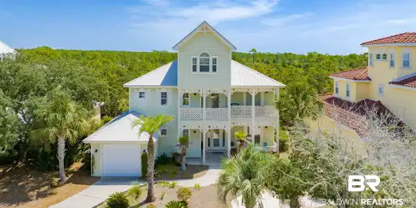 9367 Savane Park