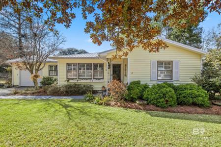 214 Pinecrest Lane