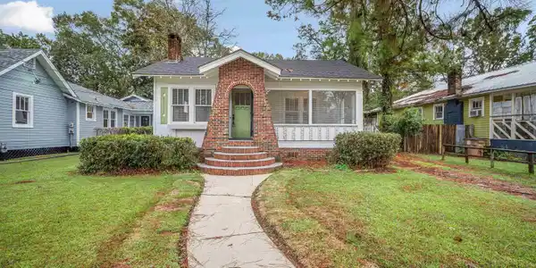 2155 Old Government Street