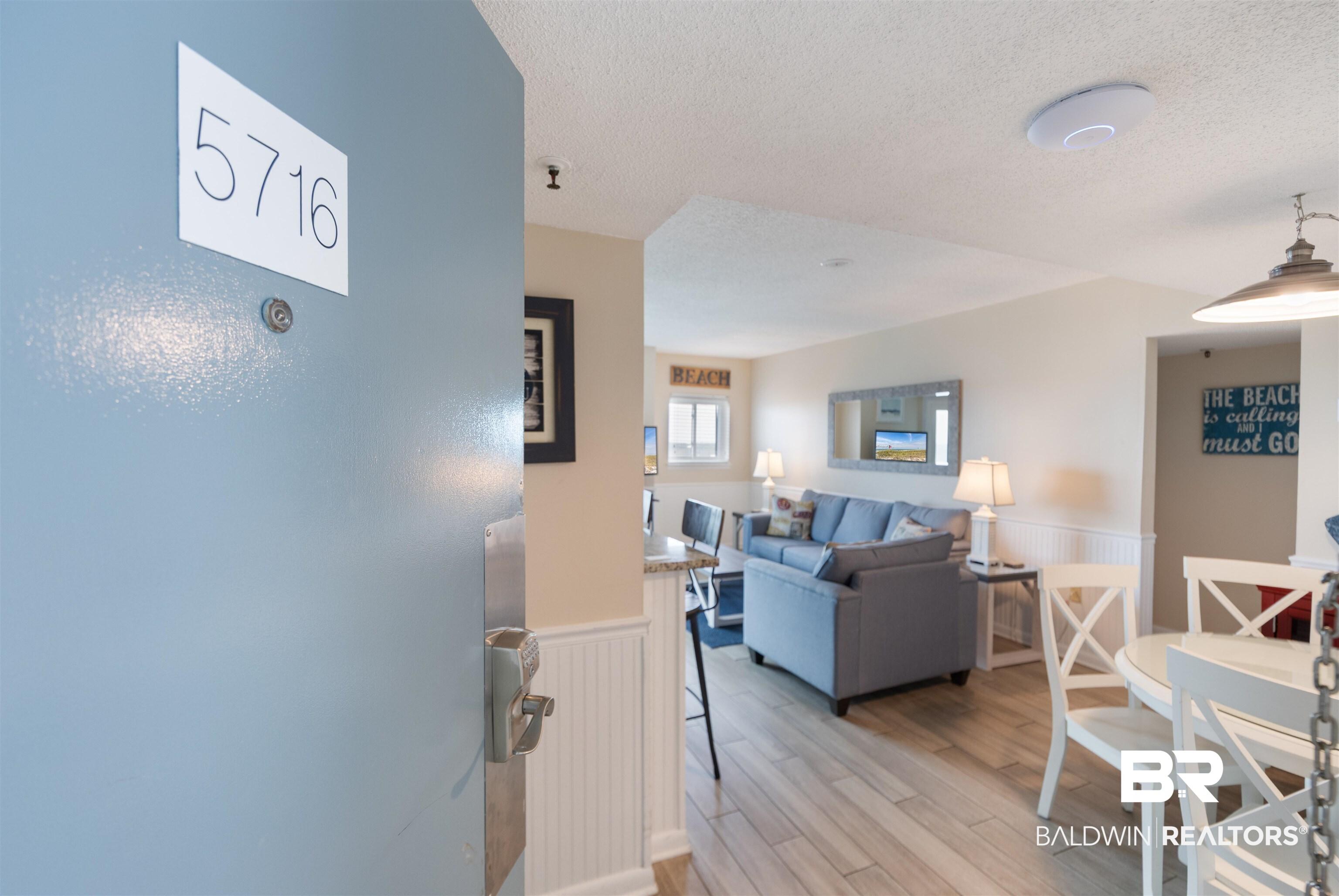 Image 2: Entrance to Condo
