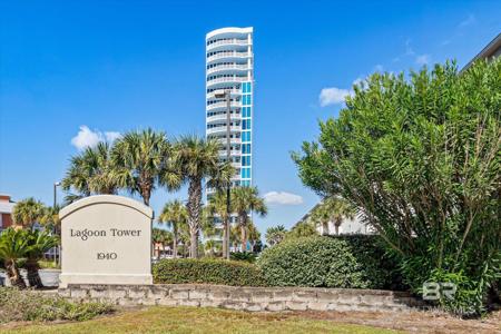 1940 W Beach Boulevard