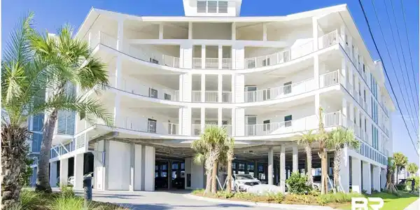 903 W Beach Boulevard