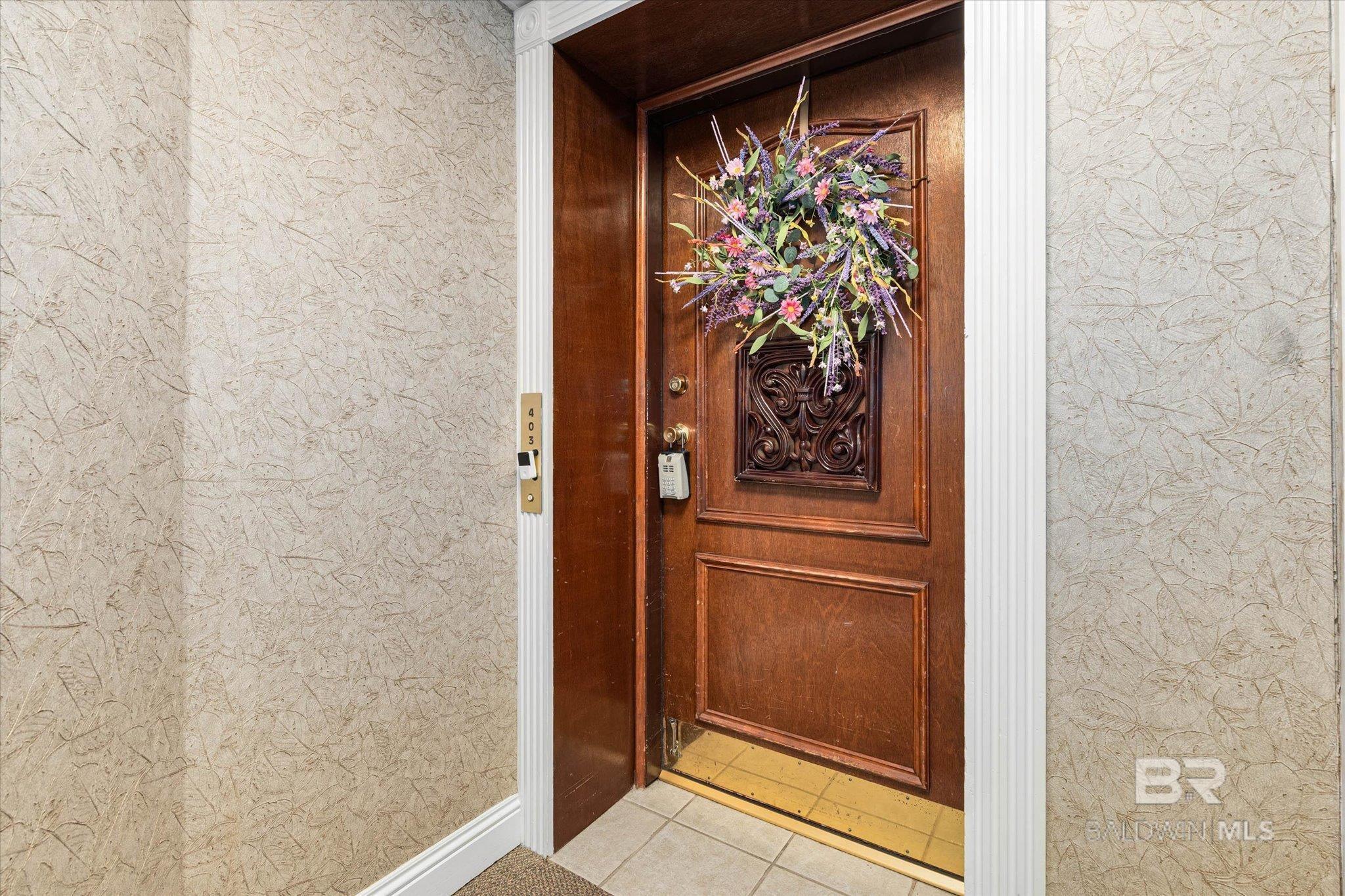Image 3: Entry
