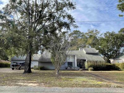 114 Dewitt Circle