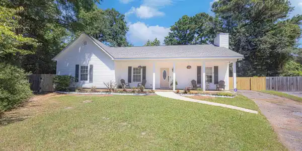 105 Jean Circle