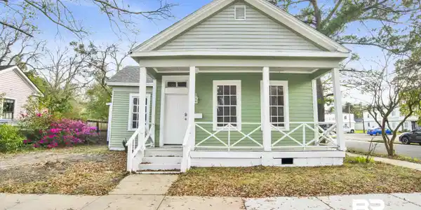 1063 Selma Street