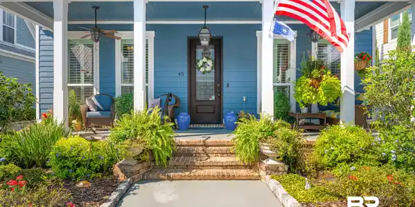Image 3: Front Porch