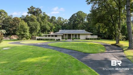5500 Lakewood Drive