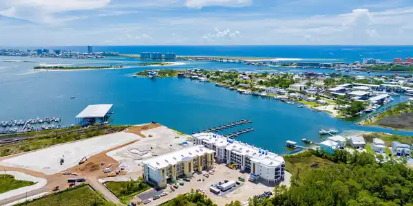27000 W Harbor Island Lane