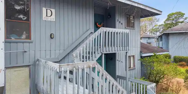 209 Golf Terrace