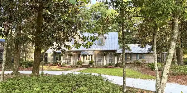 901 Captain O'Neal Drive