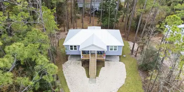 1007 Marquette Place