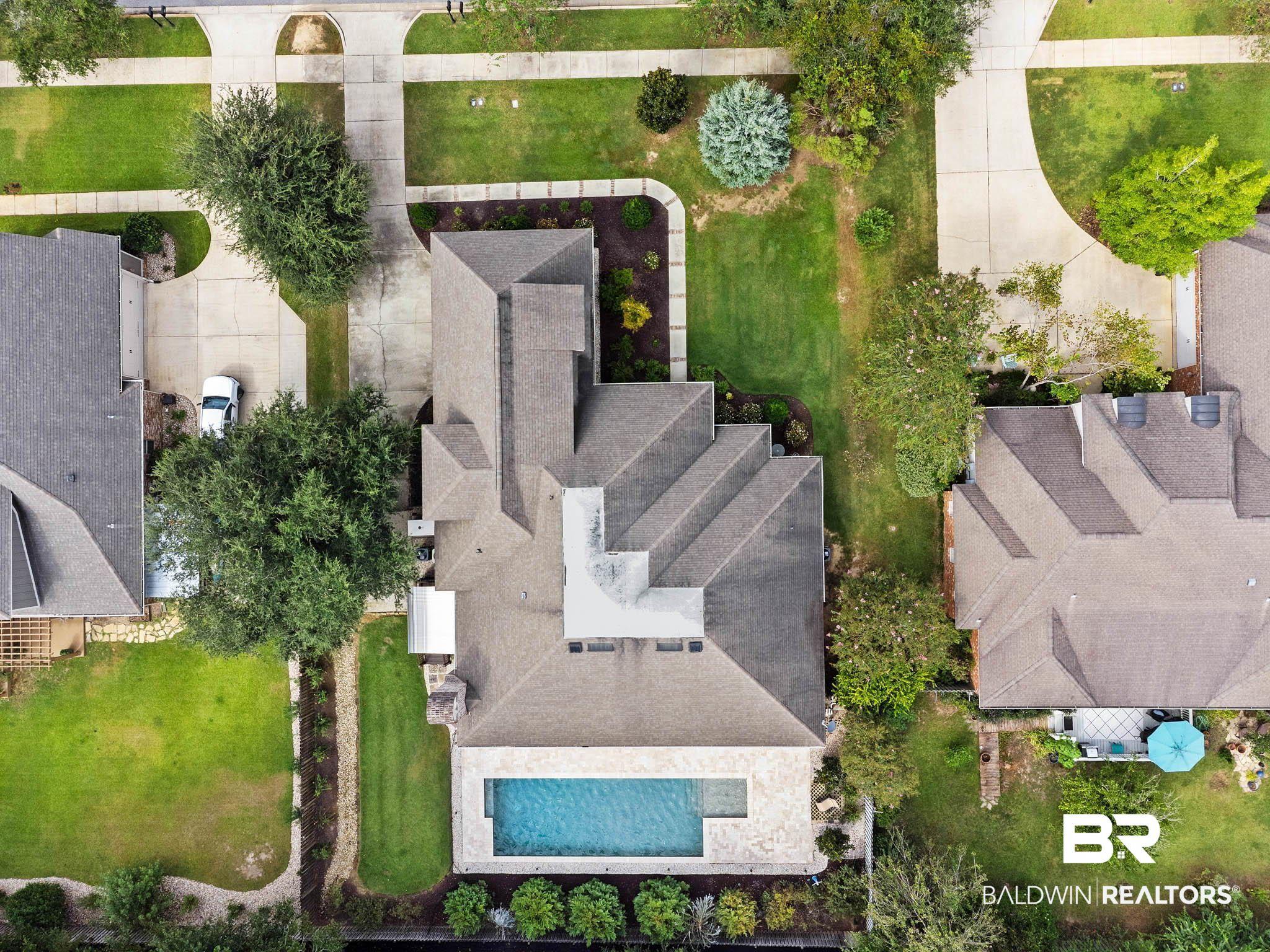 Image 4: Aerial view of a pool area