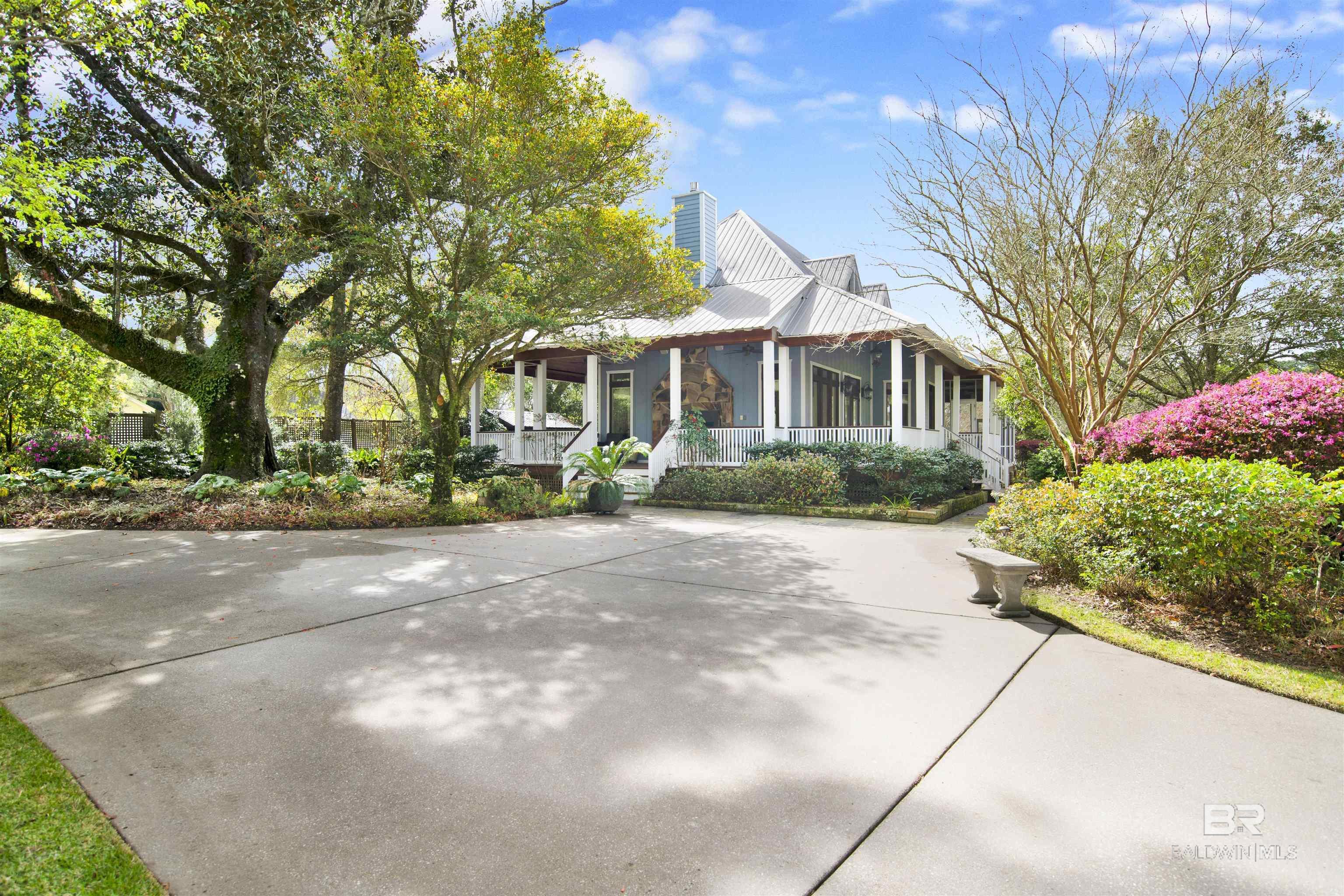 Image 1: Front Of Structure