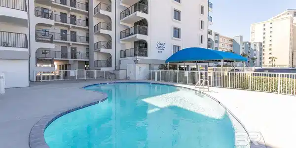 427 E Beach Boulevard
