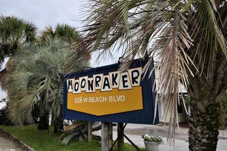 1118 Beach Boulevard