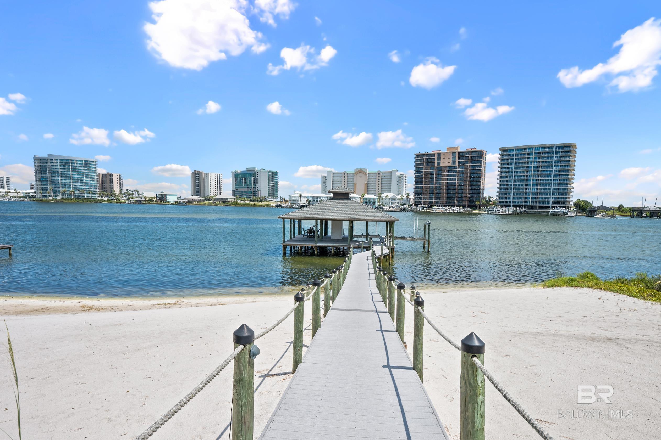Image 4: Dock