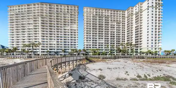 375 Beach Club Trail