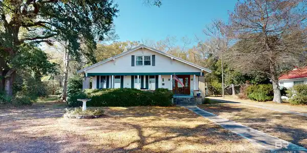 3220 Bay Front Road
