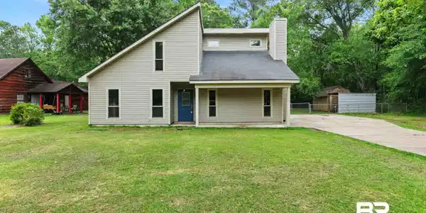 2728 Lost River Road