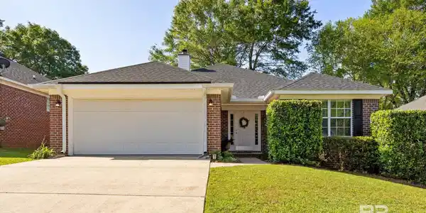 7520 Avery Lane