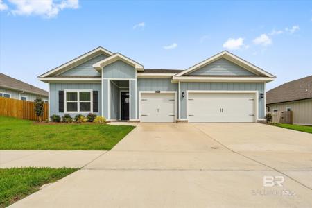 578 Golden Leaf Avenue