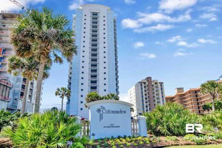 527 E Beach Boulevard