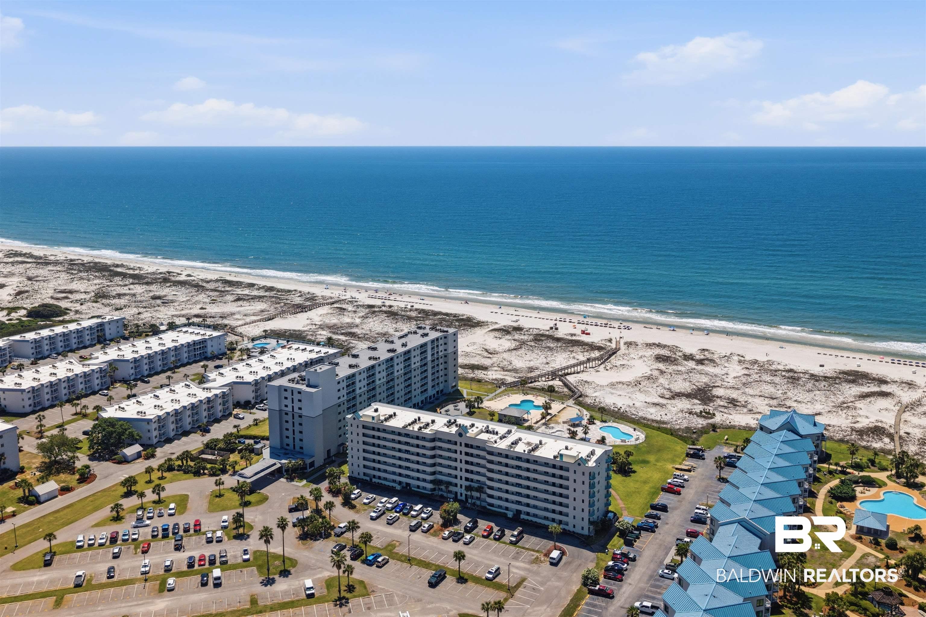 Image 4: Bird's eye view of apartment complex / building