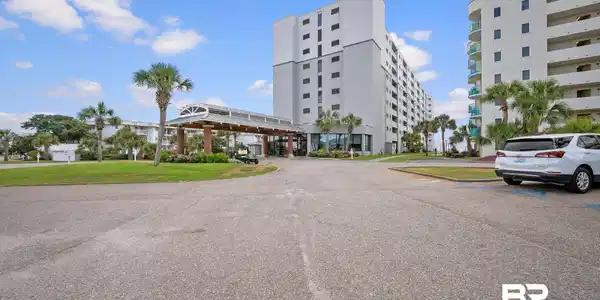 375 Plantation Road