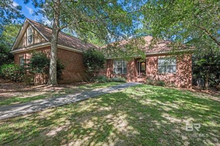418 Clubhouse Drive