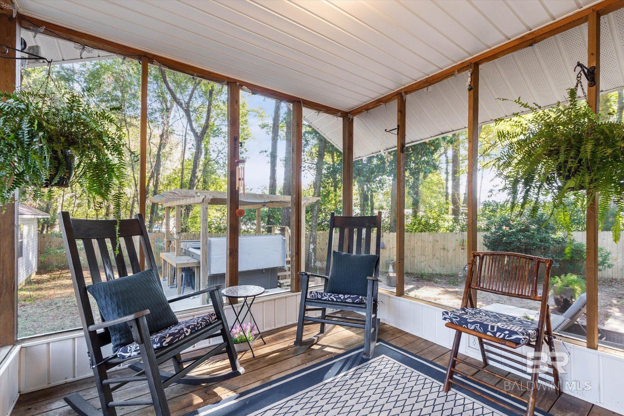 Image 4: Sun Room