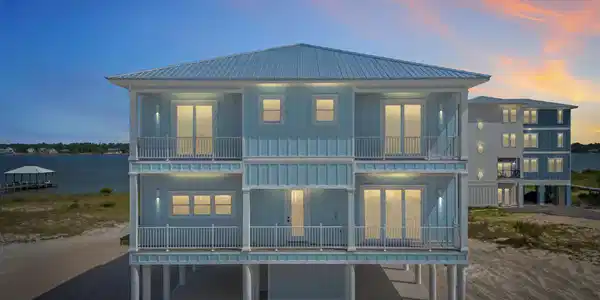 2120 W Beach Boulevard
