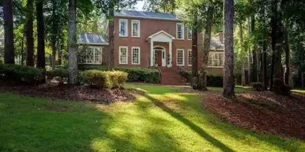 201 McAdams Avenue