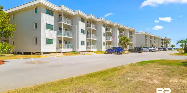 400 Plantation