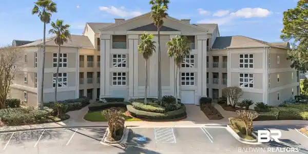 100 Peninsula Boulevard
