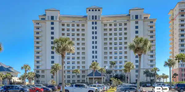 527 Beach Club Trail