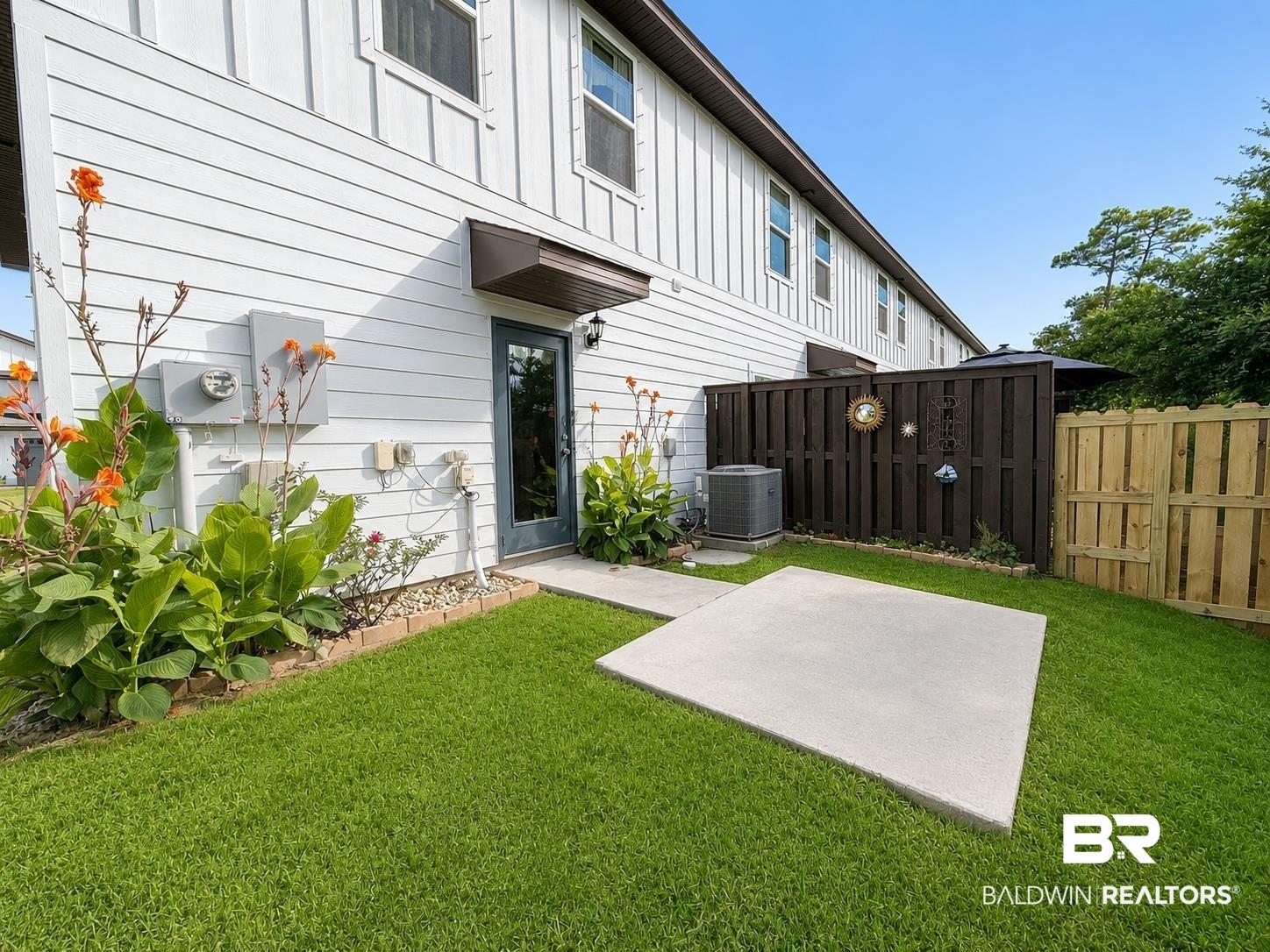 Image 2: Back yard