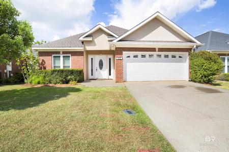 122 Cypress Lane