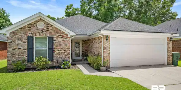 8124 Pecan Court