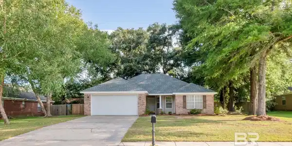 7589 Elizabeth Drive