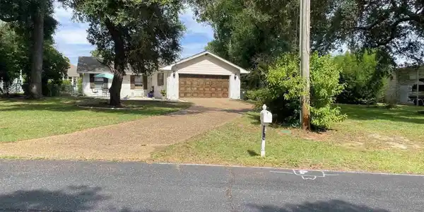 2186 Spanish Oak Drive