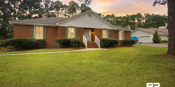 640 Wedgewood Drive