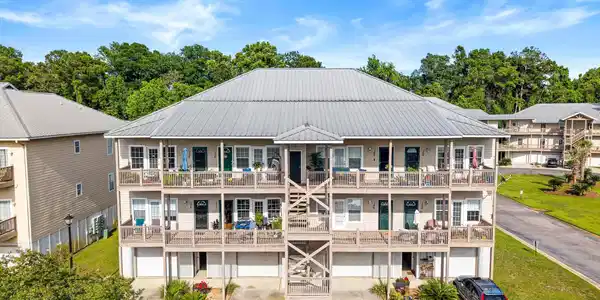 4 Yacht Club Drive