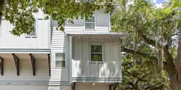 4592 Grander Court